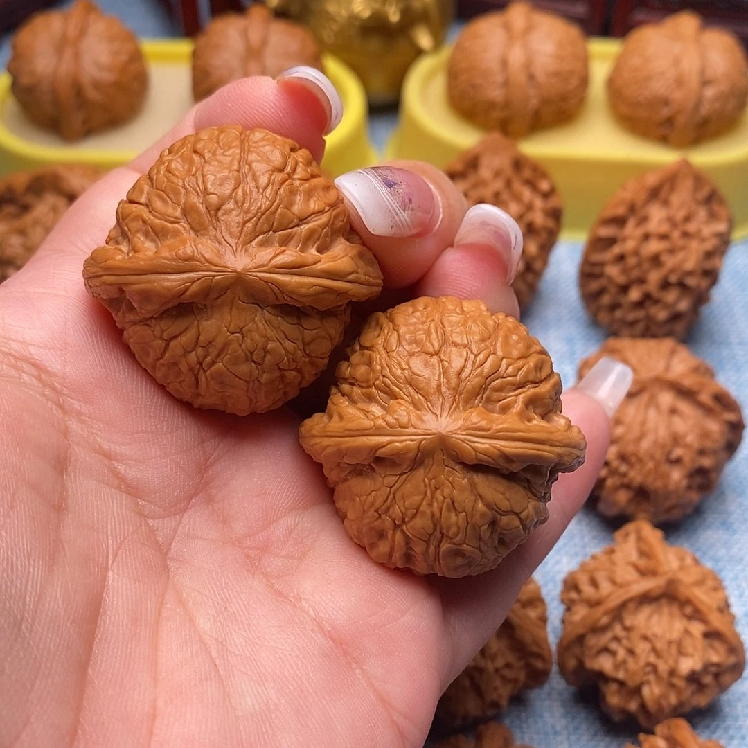 文玩核桃把件毕业肉球乾隆磨39尺全品