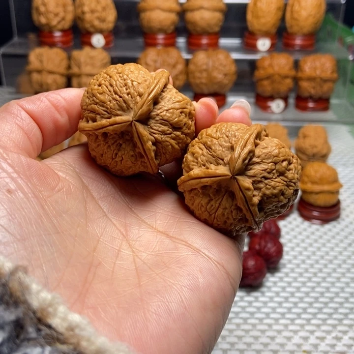 把件文玩核桃39三棱