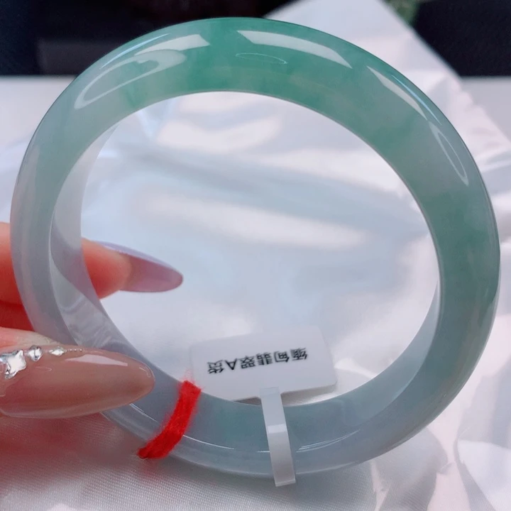 翡翠未镶嵌手镯55圈
