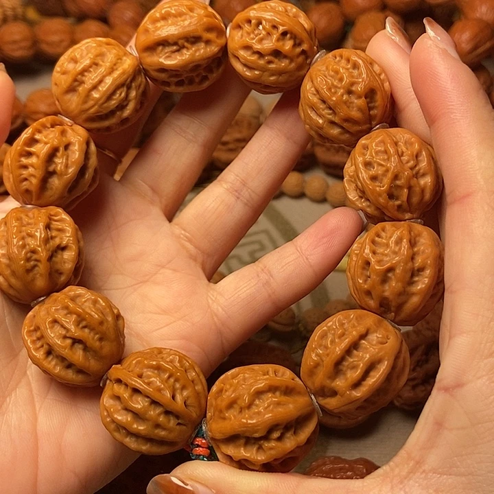 憧***来手串文玩核桃龙脊