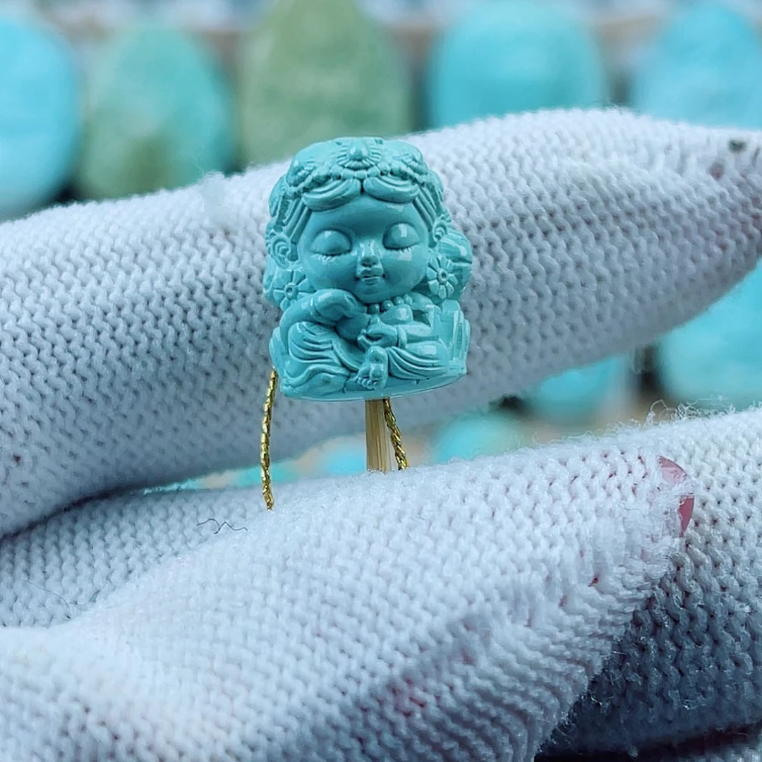 绿松石未镶嵌珠宝奇石