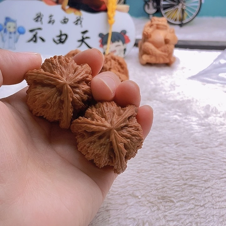 把件文玩核桃呆**?三棱