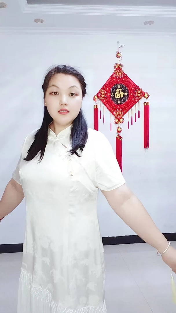 大码国风新中式流苏女旗袍装女旗袍大尺码女式盘扣2025气质夏季