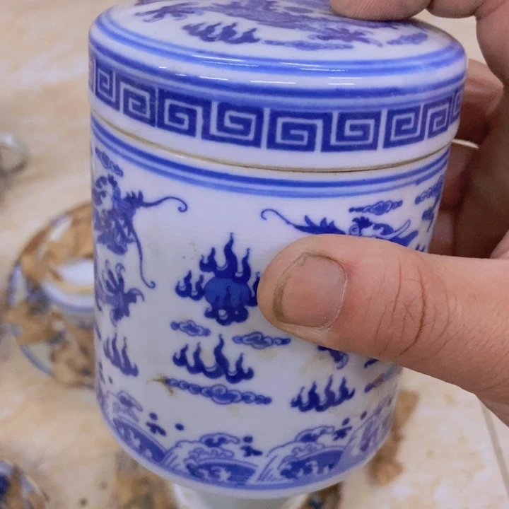 瓷景德镇青花龙纹茶叶罐