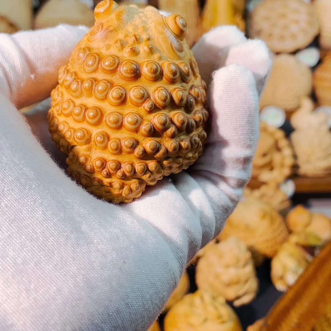 竹蜀****关竹根雕金蟾把玩件