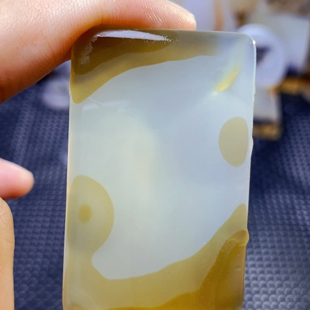 玛瑙/玉髓未镶嵌珠宝奇石