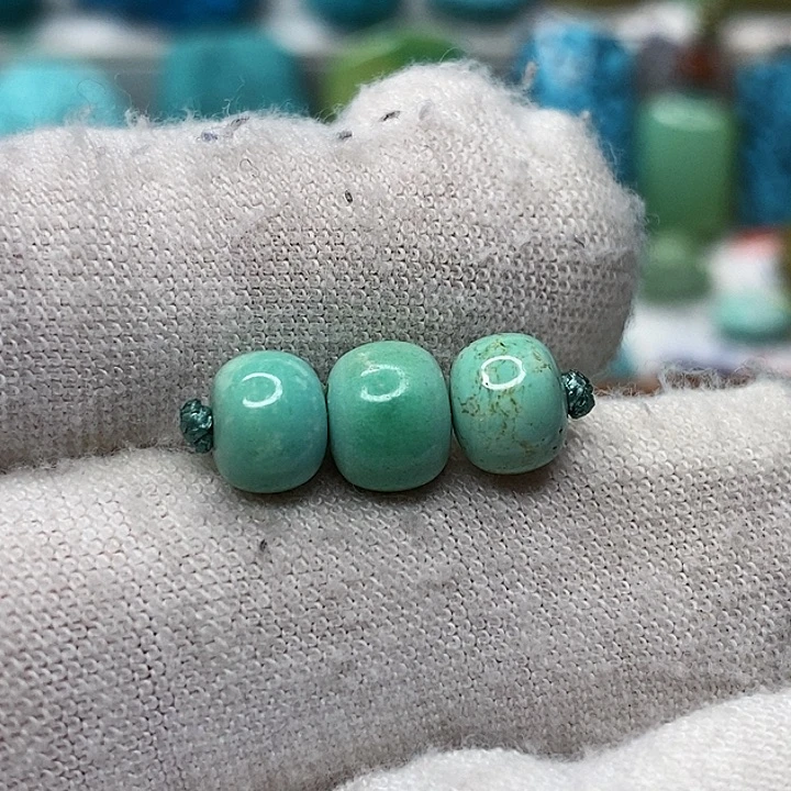 未镶嵌绿松石天然原矿 带武汉地大证书