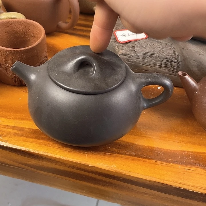 紫砂茶壶处理一把