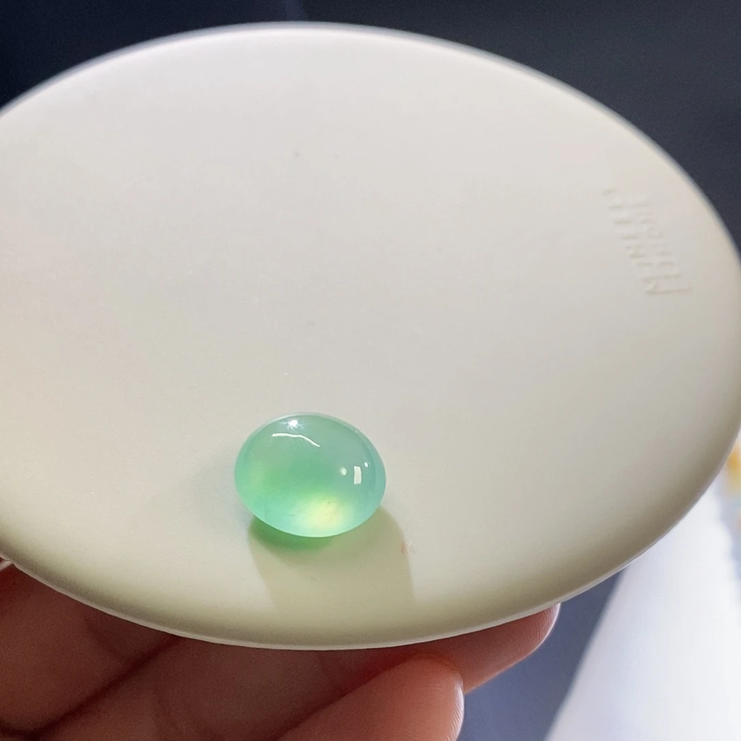 翡翠戒指未镶嵌蛋面