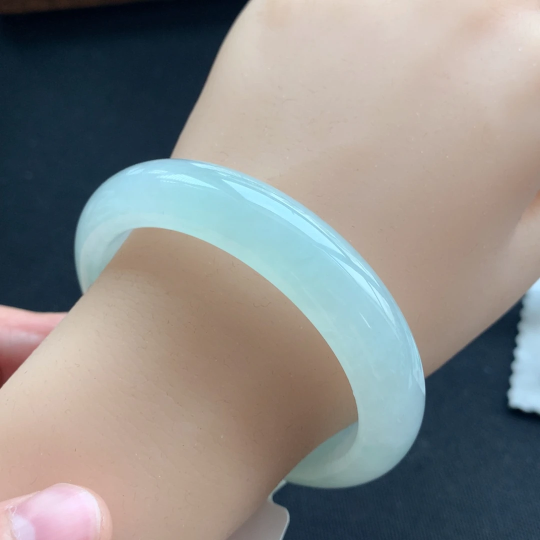 翡翠未镶嵌手镯32号56正