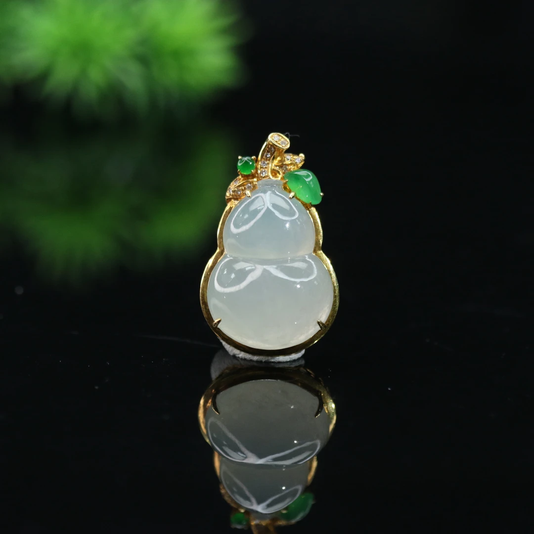 13天然缅甸翡翠A货18k葫芦/700511/北京中保拍卖