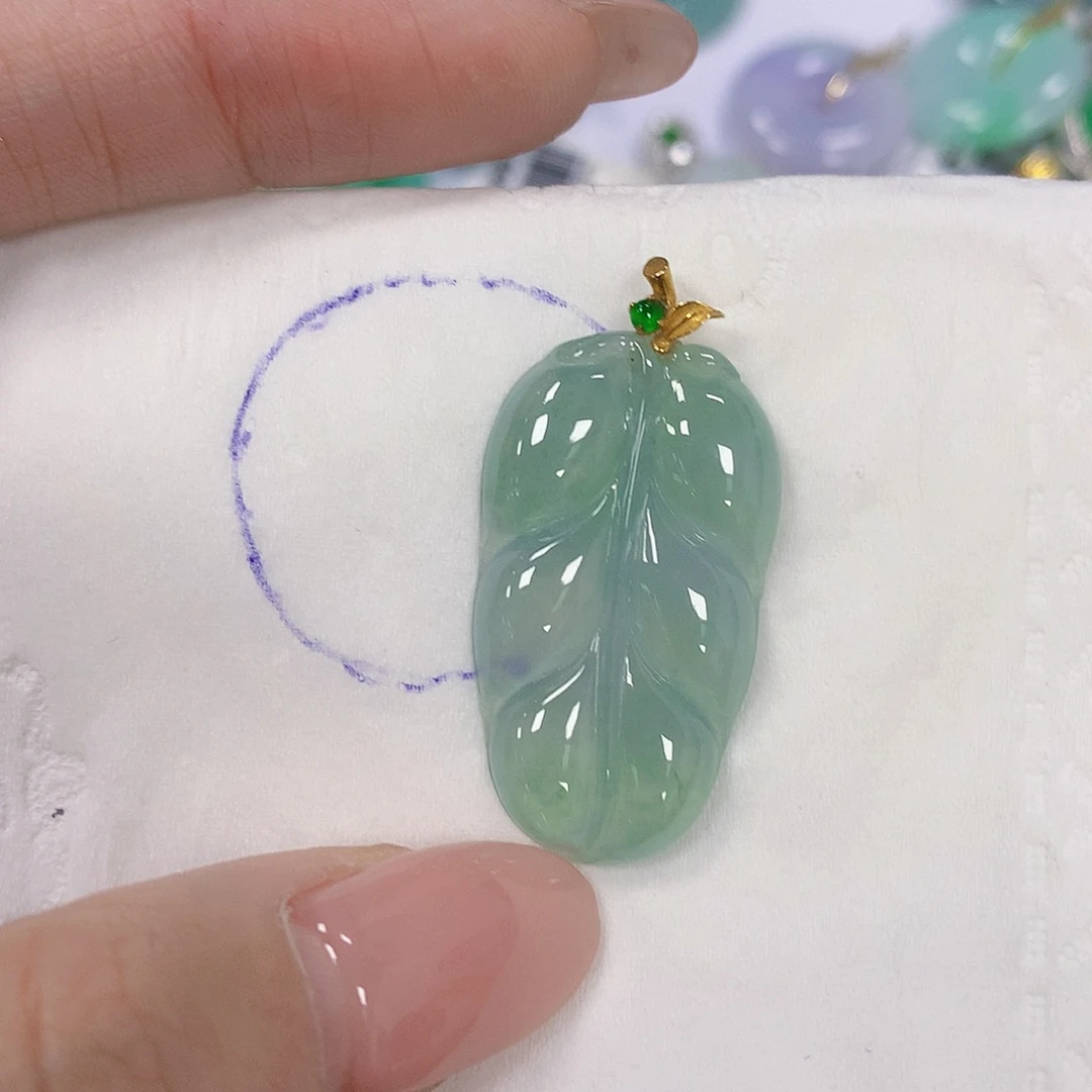 翡翠18K金镶嵌颈饰天然翡翠a货 百元以上9米证书费自理