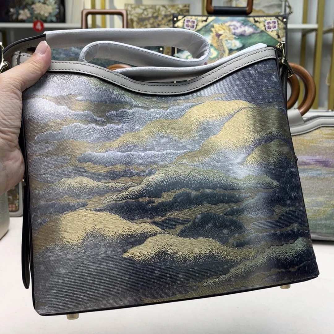 小***儿织绣高定浮力大漏