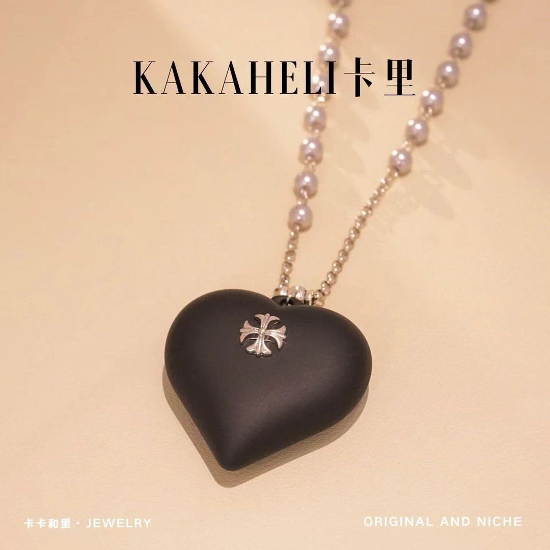 铜合金项链 黑心十字印记轻奢项链 A1533