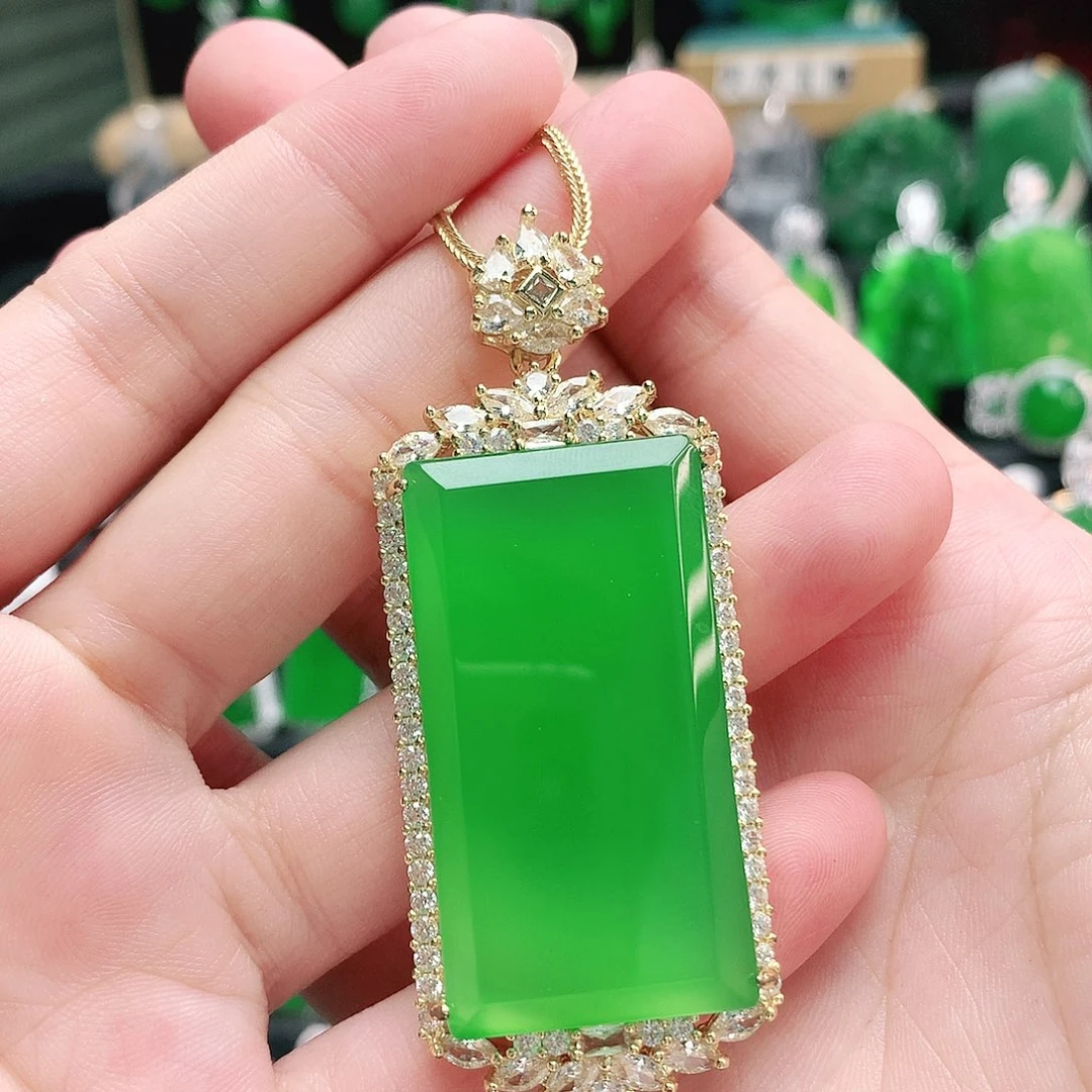 玛瑙/玉髓吊坠合金