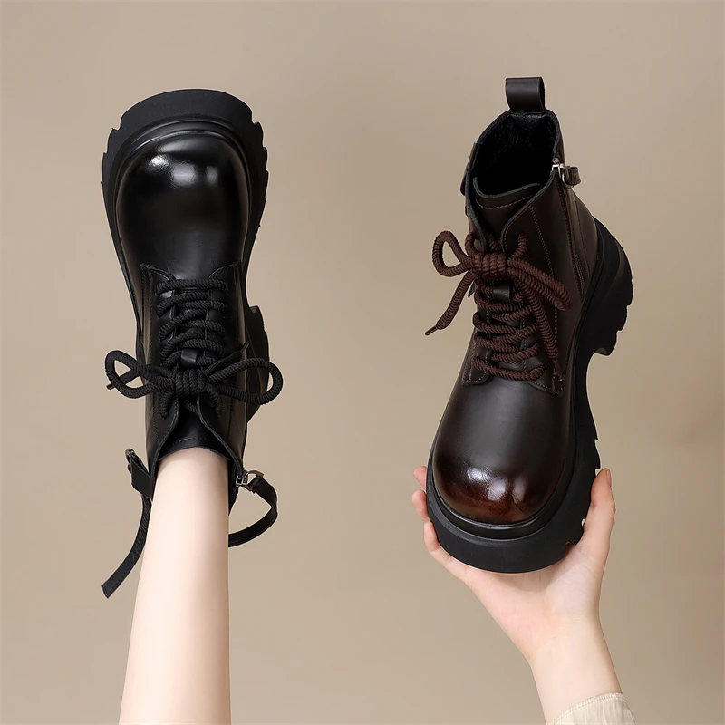 欧货厚底超火工装靴女2025秋冬新款英伦帅气软底不累脚圆头马丁靴