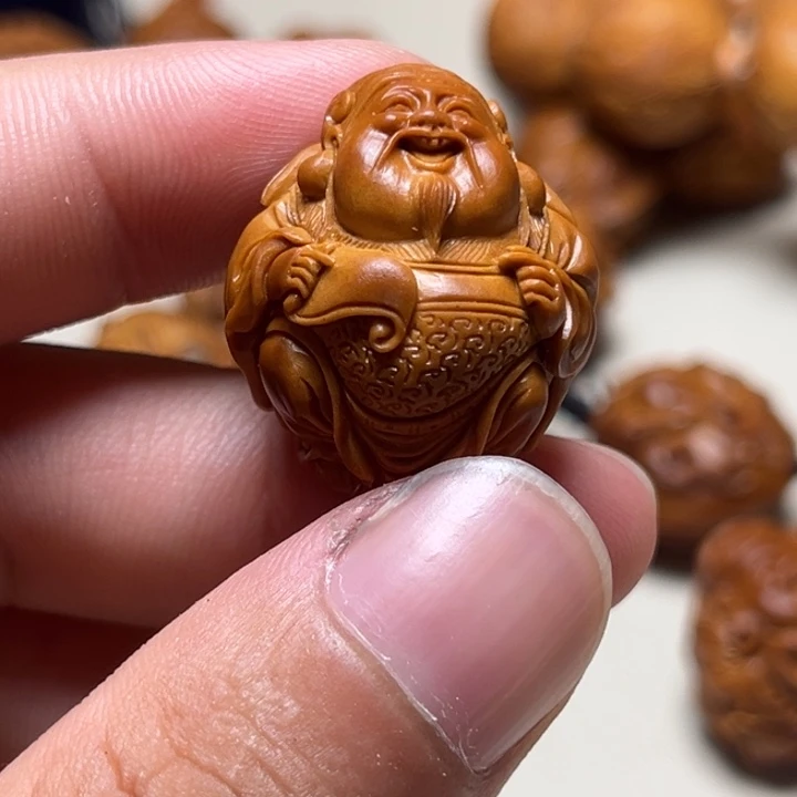 C***W手串橄榄核整身财神