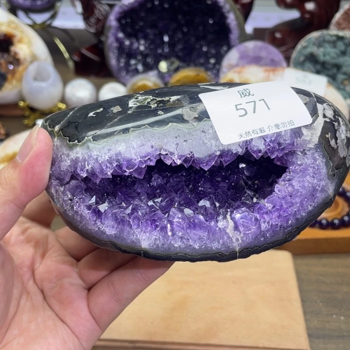 未镶嵌珠宝半成品水晶