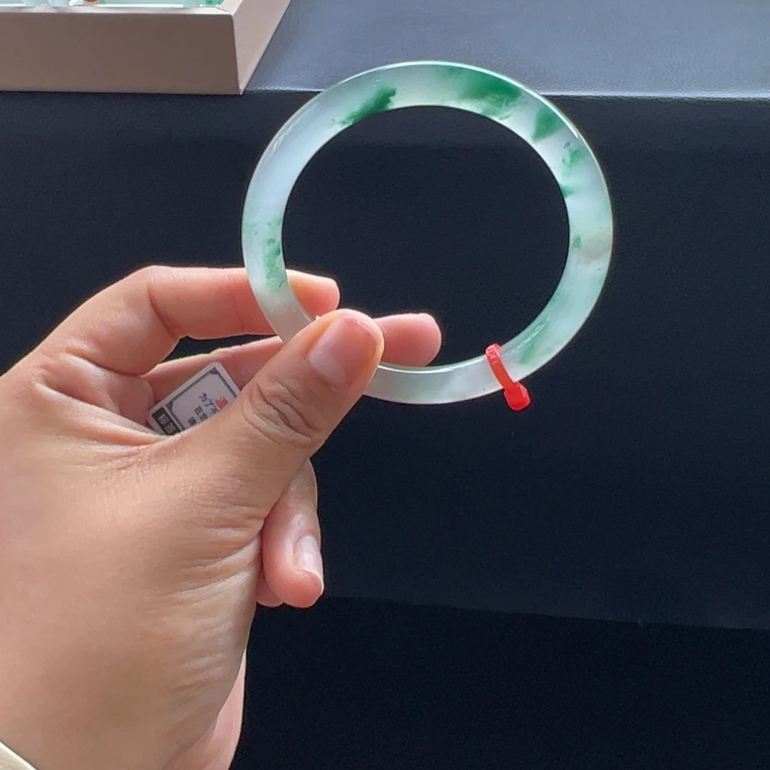 石英质玉未镶嵌手镯非洲翠5758