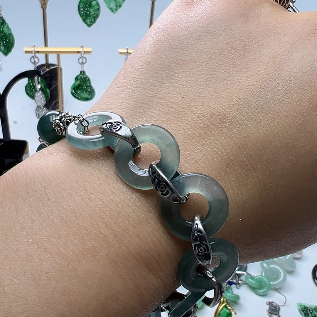 翡翠未镶嵌耳饰天然缅甸A货翡翠