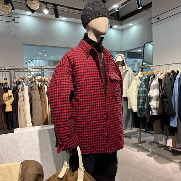 韩国进口个性格纹外套