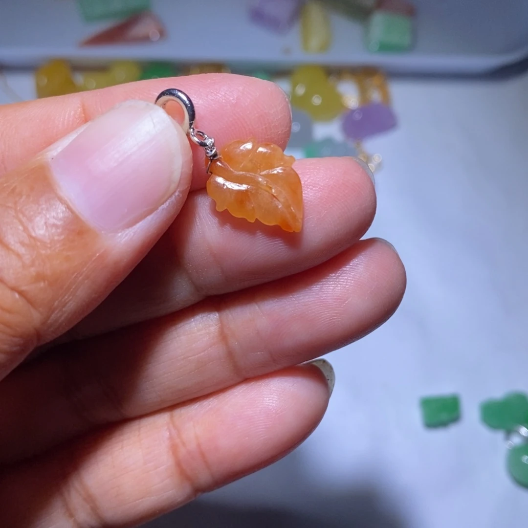颈饰未镶嵌翡翠2