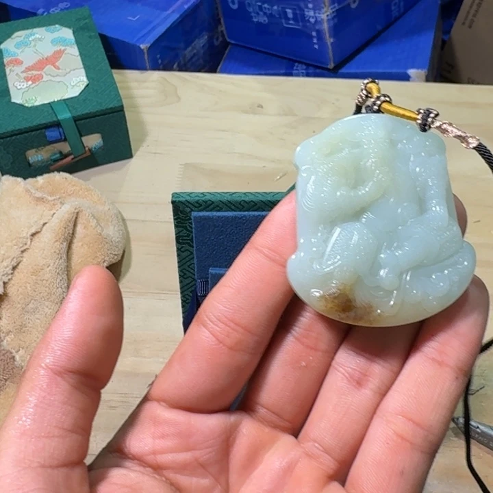 未镶嵌和田玉（糖玉）挂件