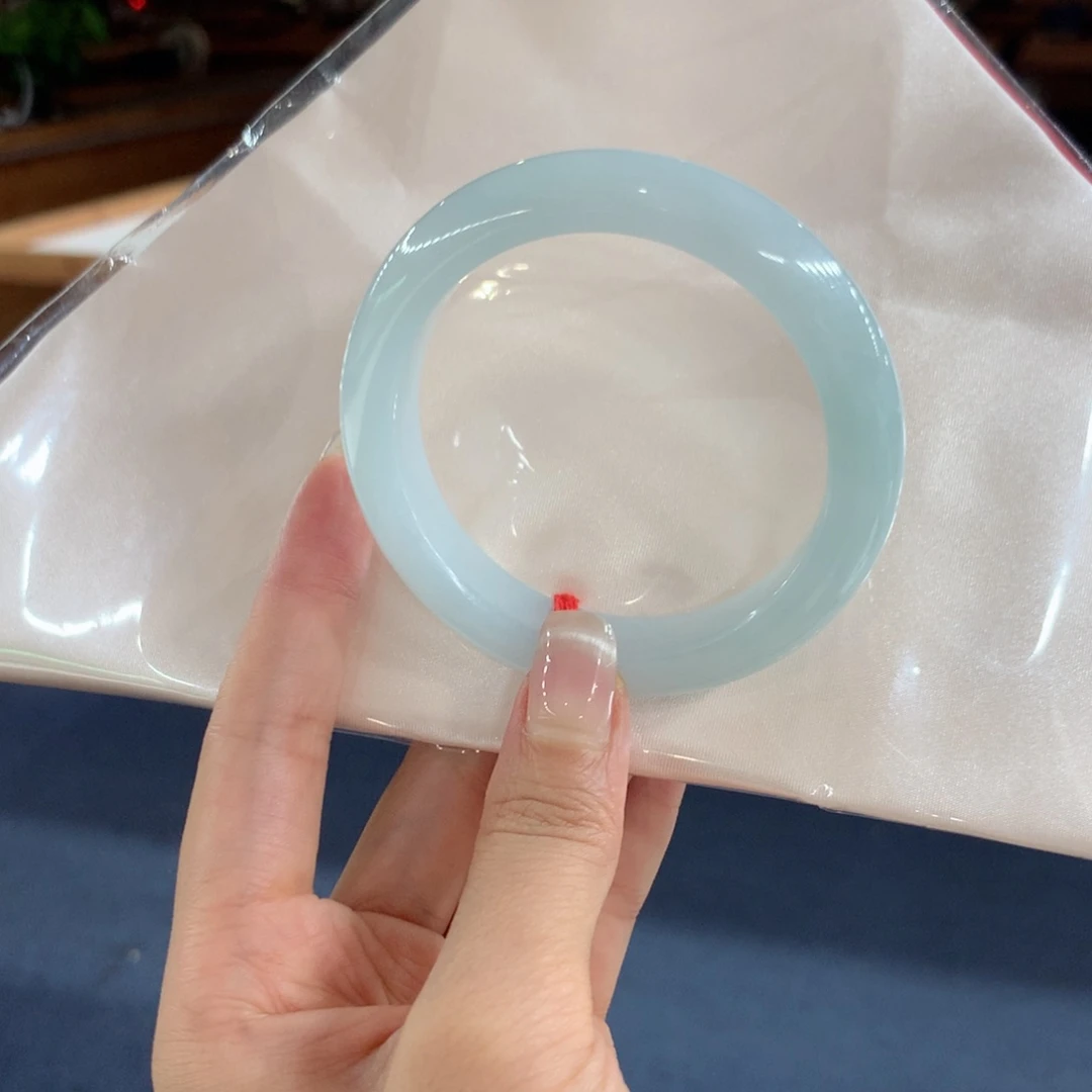 翡翠手镯未镶嵌辛****狗买断