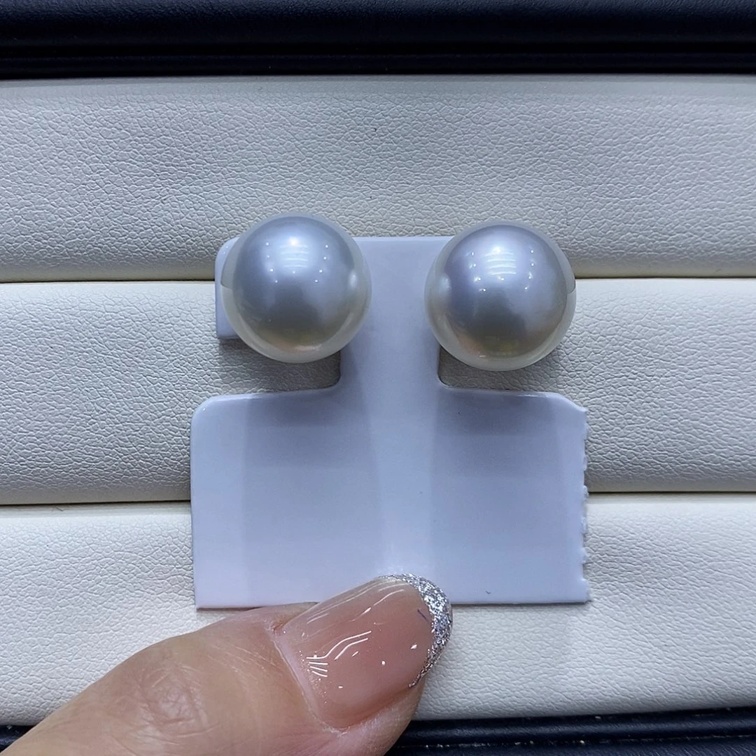 耳饰海水珍珠18K金镶嵌13到14点位澳白