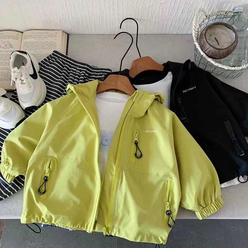 儿童防风防水亮色连帽外套男女童2025春装宝宝冲锋衣小童夹克开衫