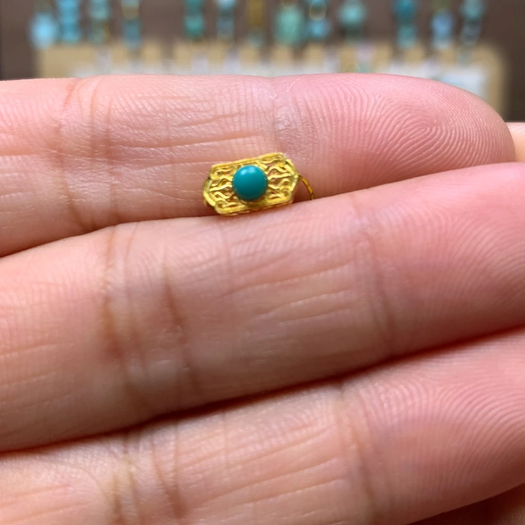 绿松石18K金镶嵌配饰