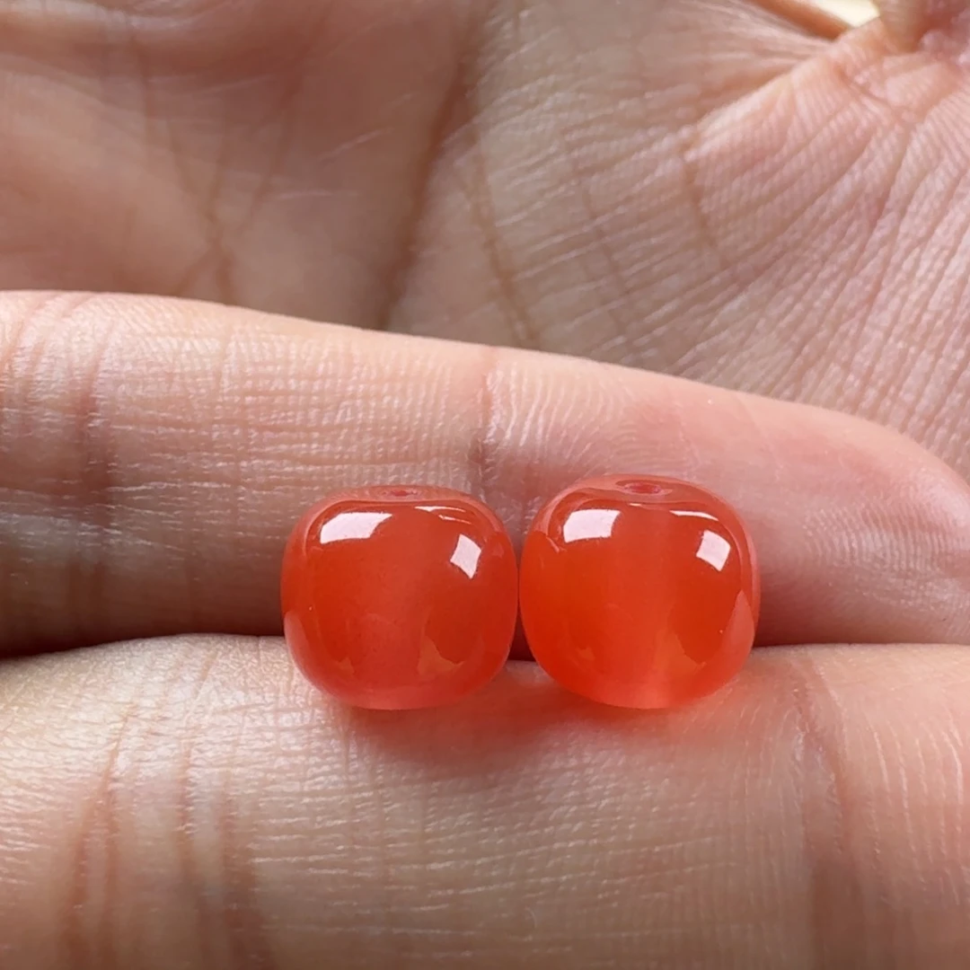 南红玛瑙未镶嵌对珠8.1*7.2