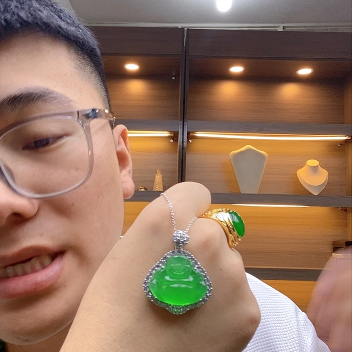 颈饰未镶嵌翡翠高端时尚豪镶佛公吊坠