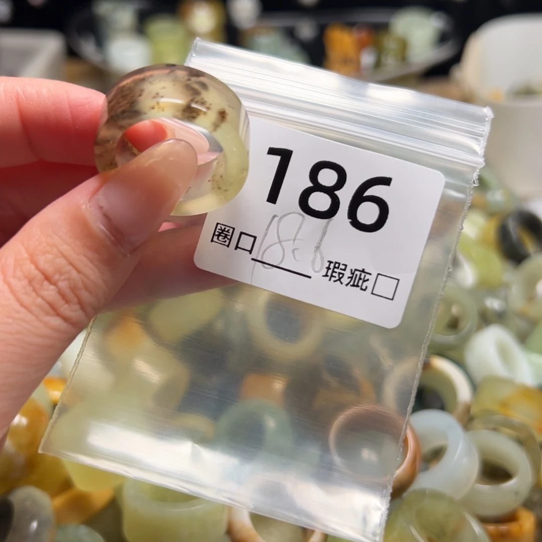 崽***崽蛇纹石玉未镶嵌戒指