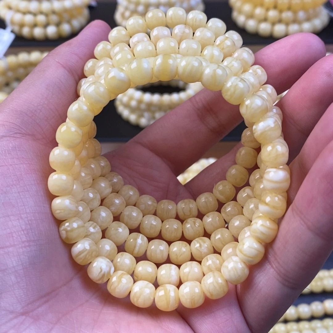 未镶嵌琥珀珠宝奇石