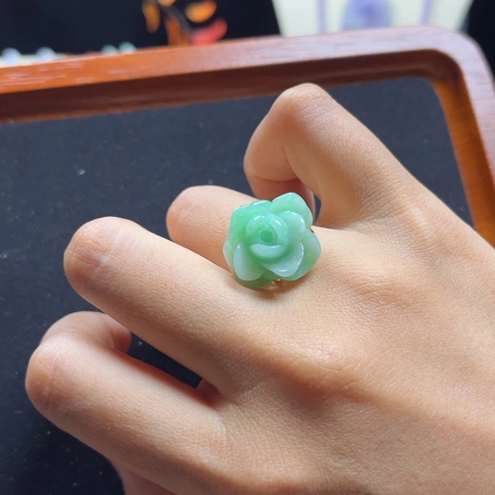 翡翠未镶嵌颈饰天然翡翠