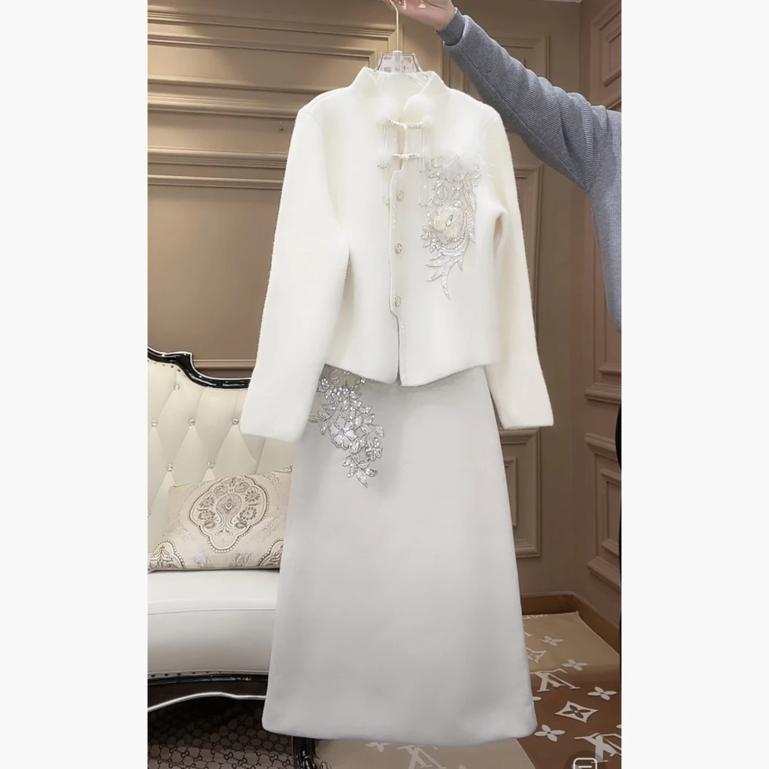 芙娜妮秋冬新款优雅气质显瘦减龄女中国风时尚休闲半裙F2332922B