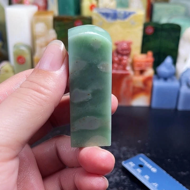 云南石偏远满百包邮，缅绿