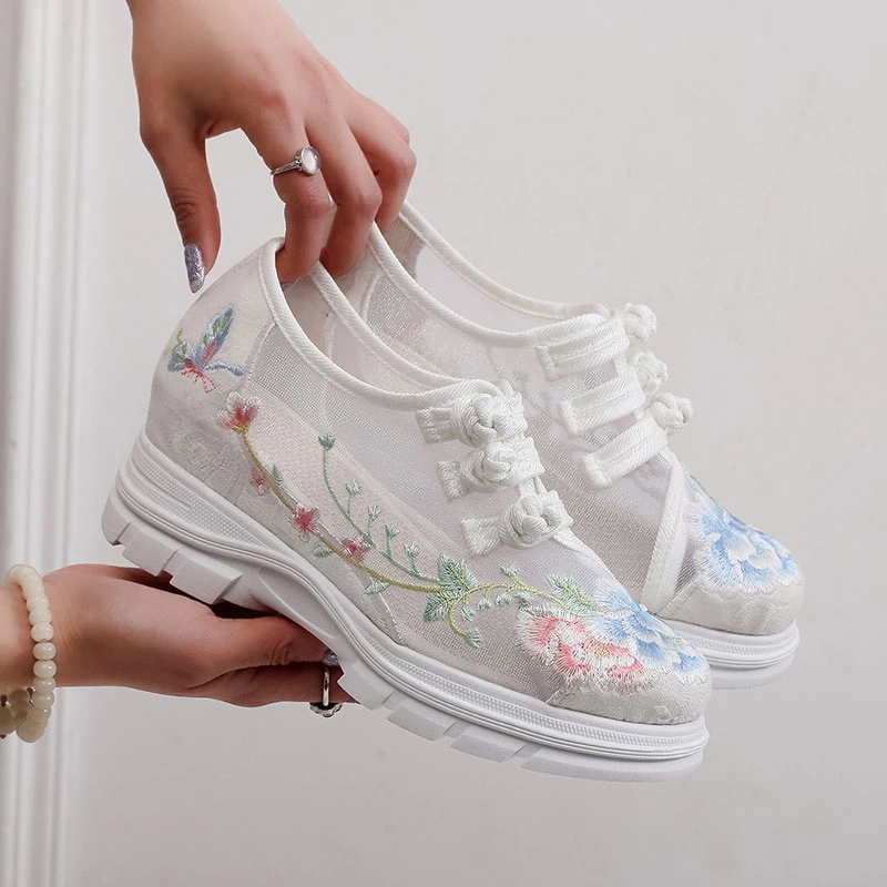 古装百搭内增高学生高跟绣花复古透气鞋子布鞋中国风百搭汉服鞋