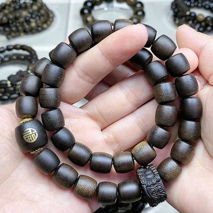 沉香手串草*越南芽庄白奇楠沉水料