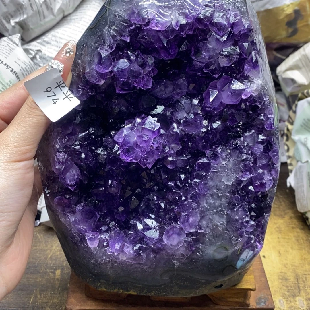 紫晶乌拉圭未镶嵌