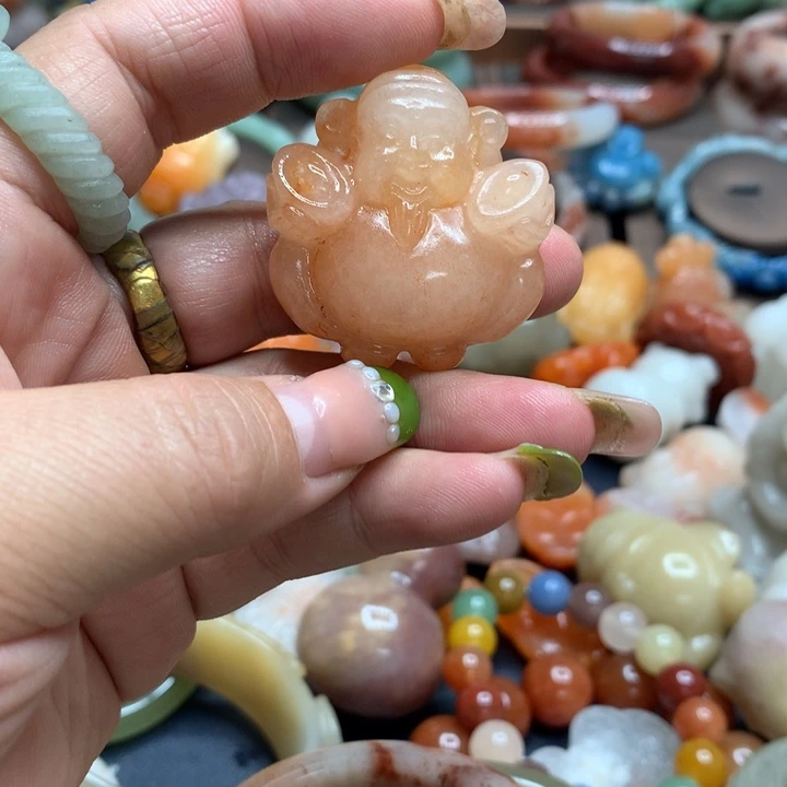 石英质玉（黄龙玉）合金颈饰