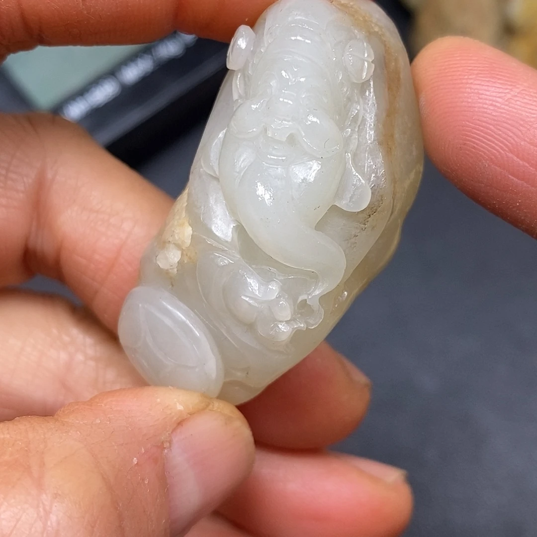 和田玉未镶嵌挂件