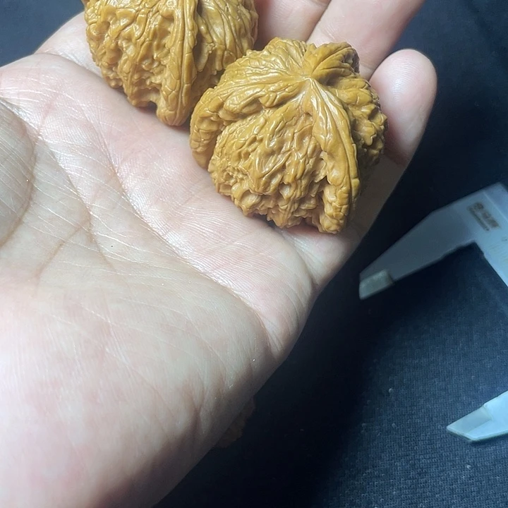 文玩核桃把件用***9亲亲亲亲