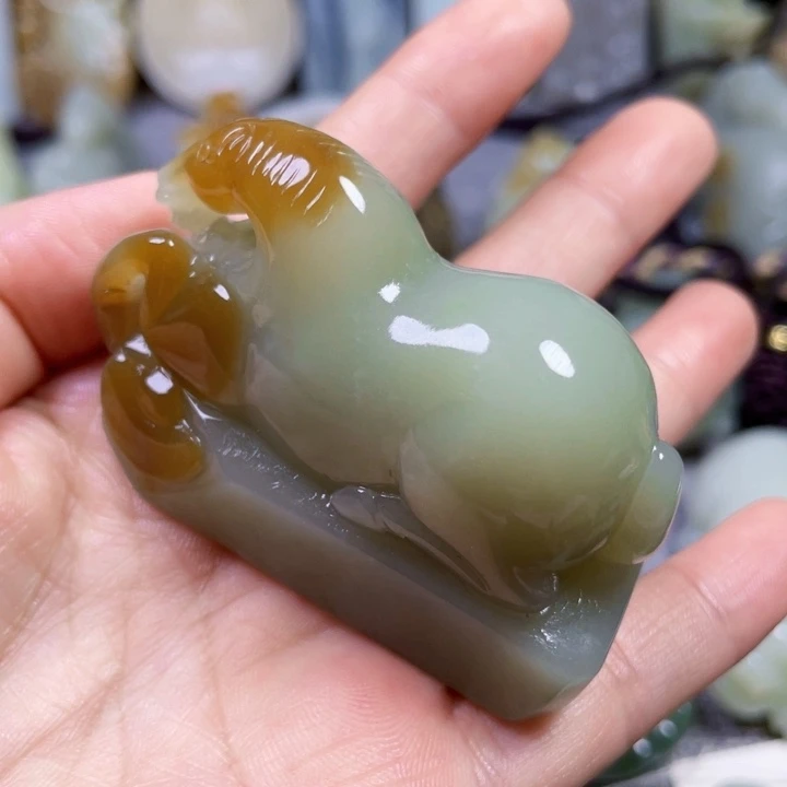 未镶嵌和田玉挂件