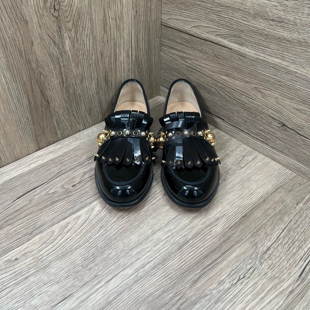 95新 Christian Louboutin/克里斯提·鲁布托 黑色漆皮皮鞋 38.5码