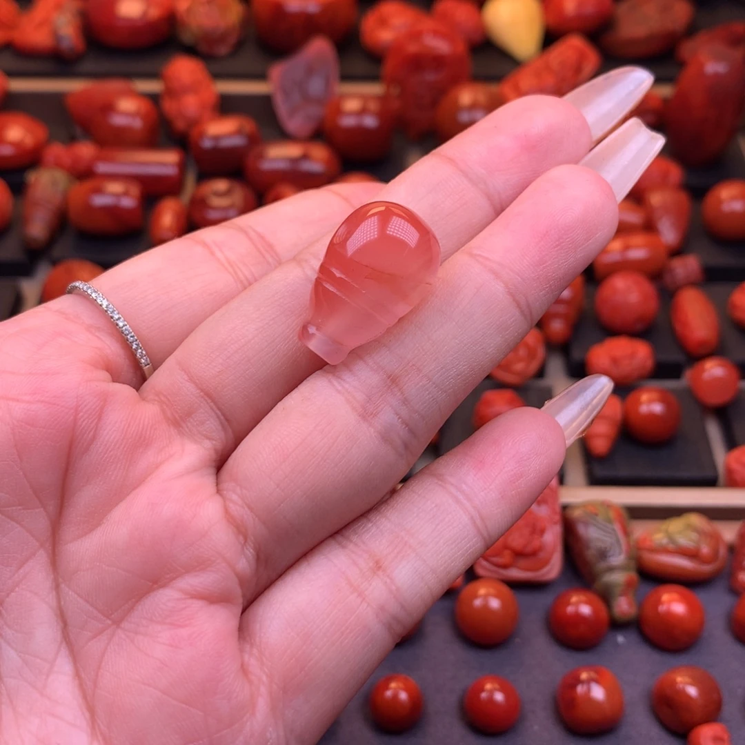 南红玛瑙未镶嵌川料冰飘三通13.3mm