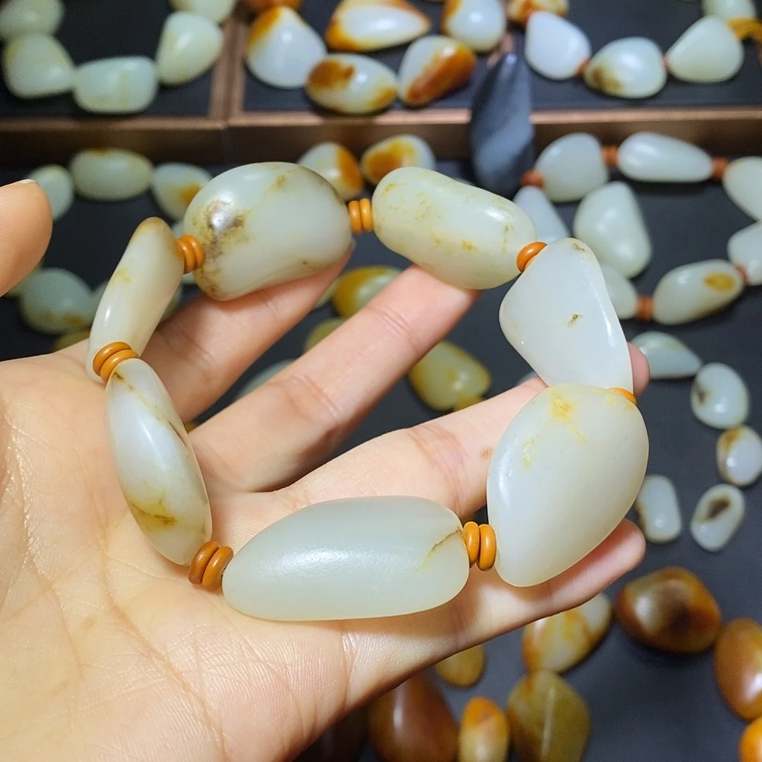 和田玉未镶嵌手链