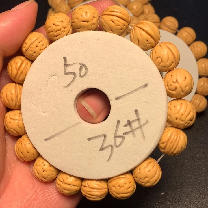 桃核手串36号健健康康了