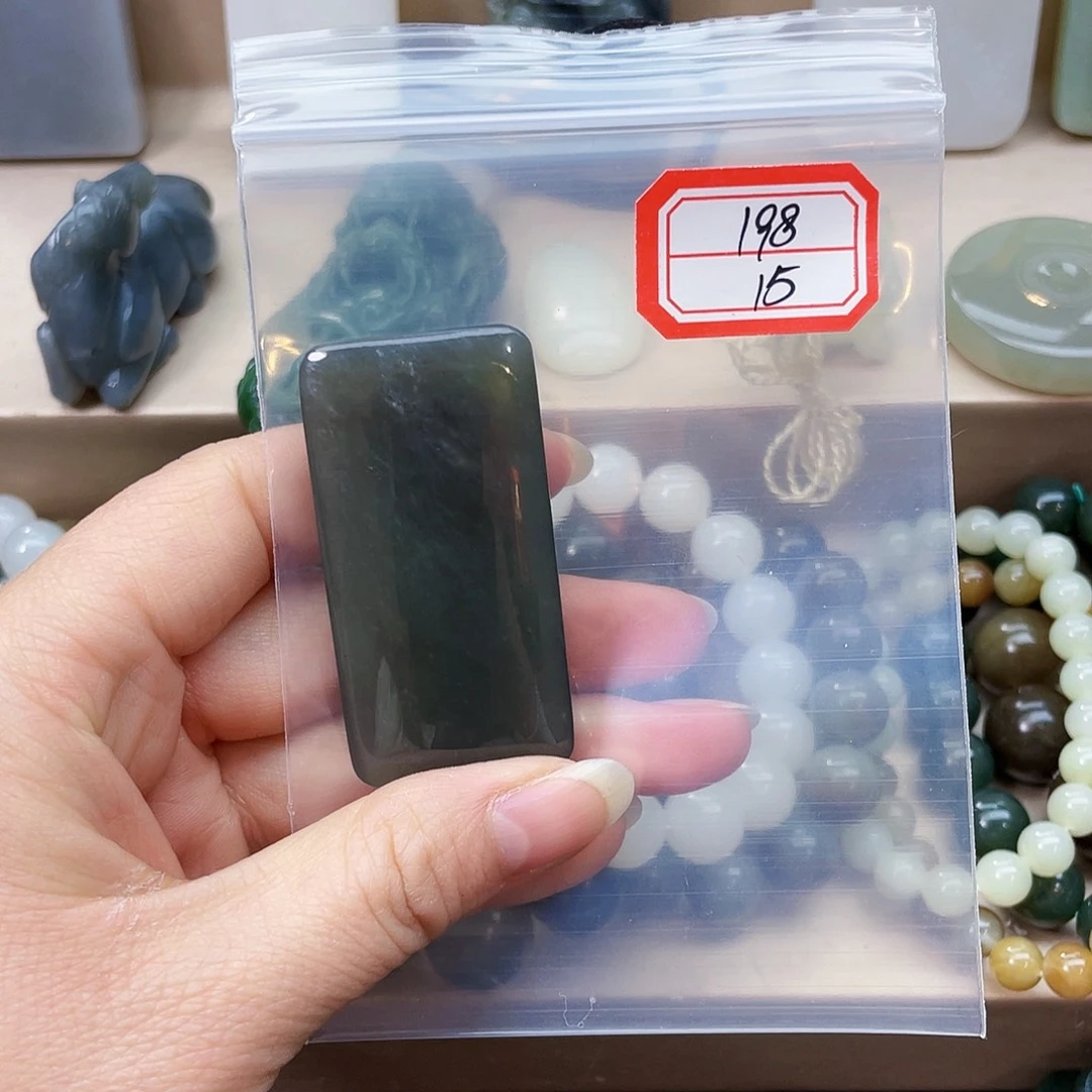 未镶嵌和田玉挂件